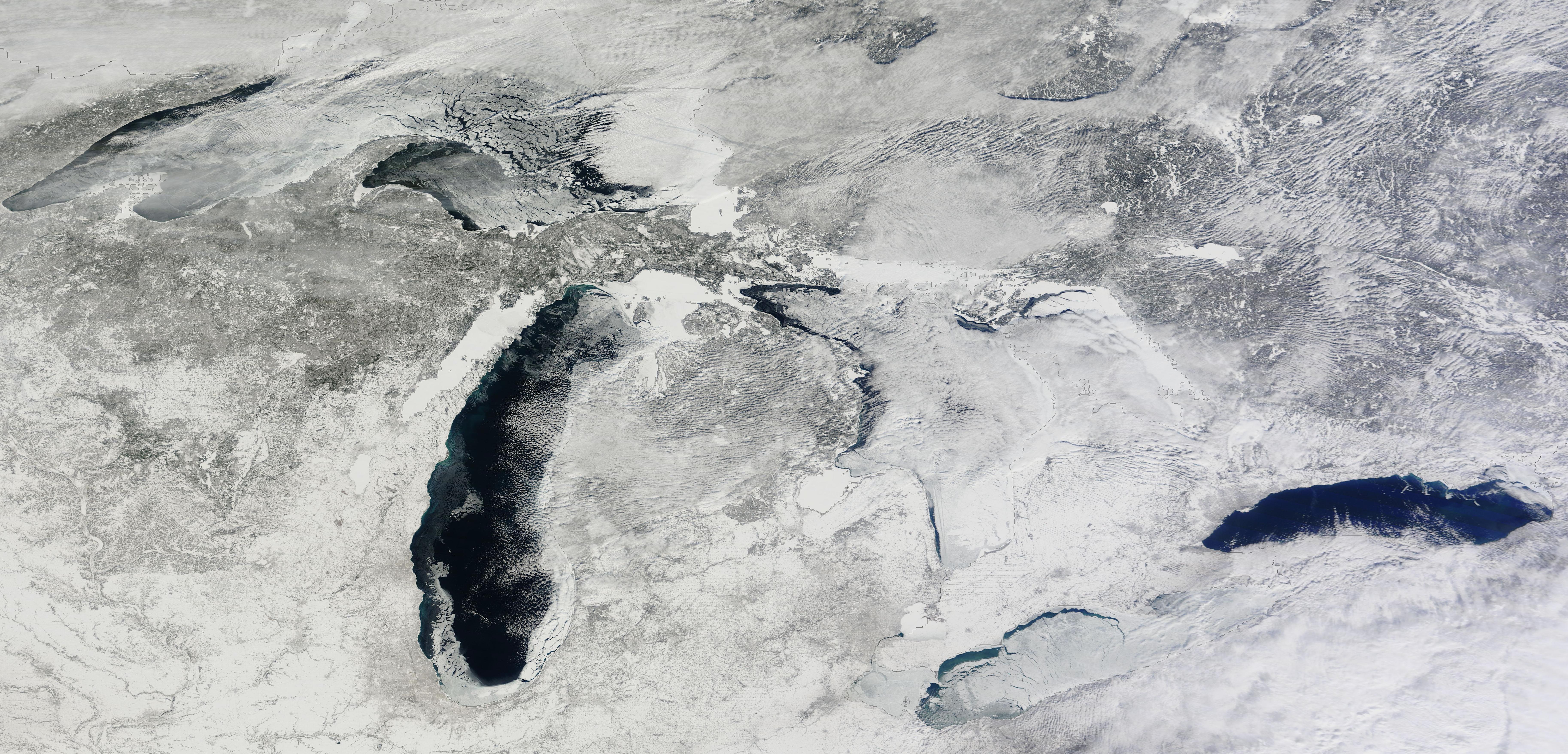 great-lakes-with-substantial-portion-still-ice-free.jpg